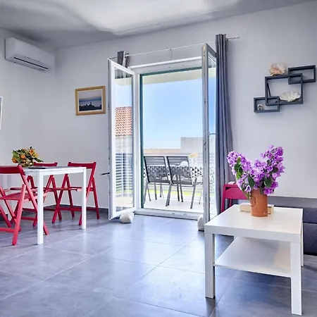 Apartment By The Sea Komiza, Vis - 1151 *